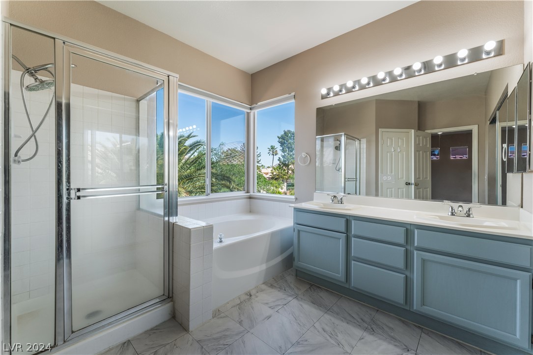 2245 Island Green Drive