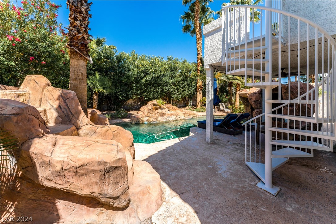 2921 Broken Willow Circle