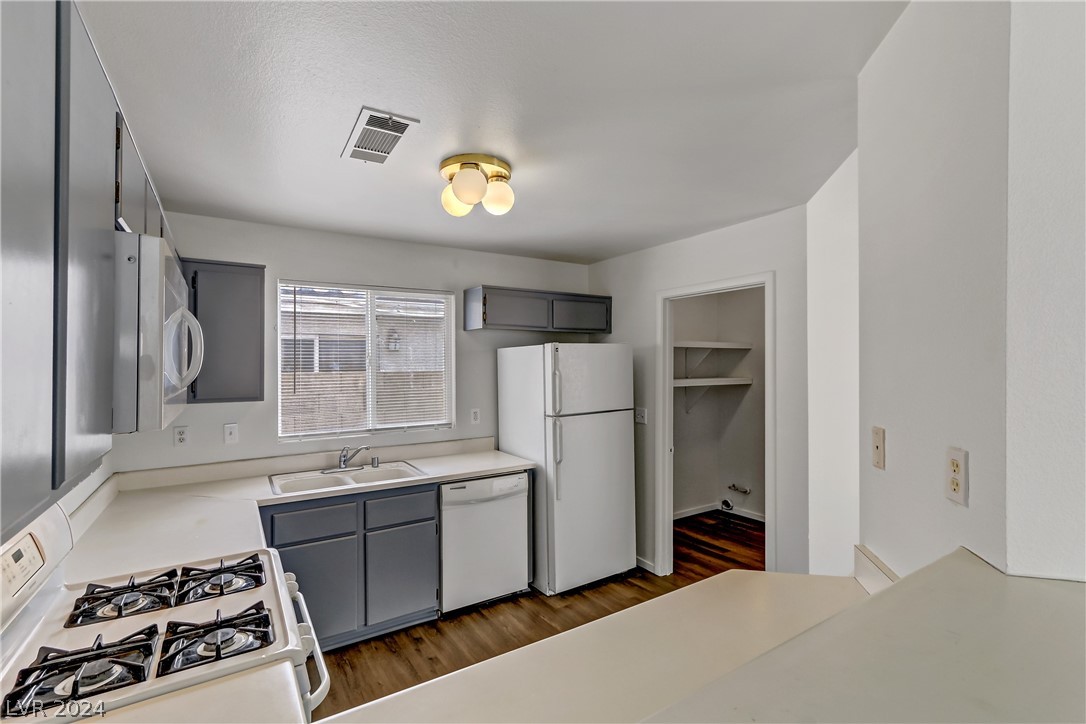 3695 Steinbeck Drive