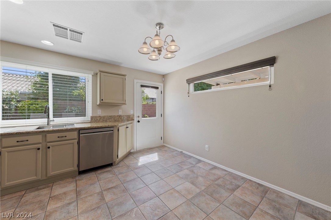 1896 Longmeadow Street