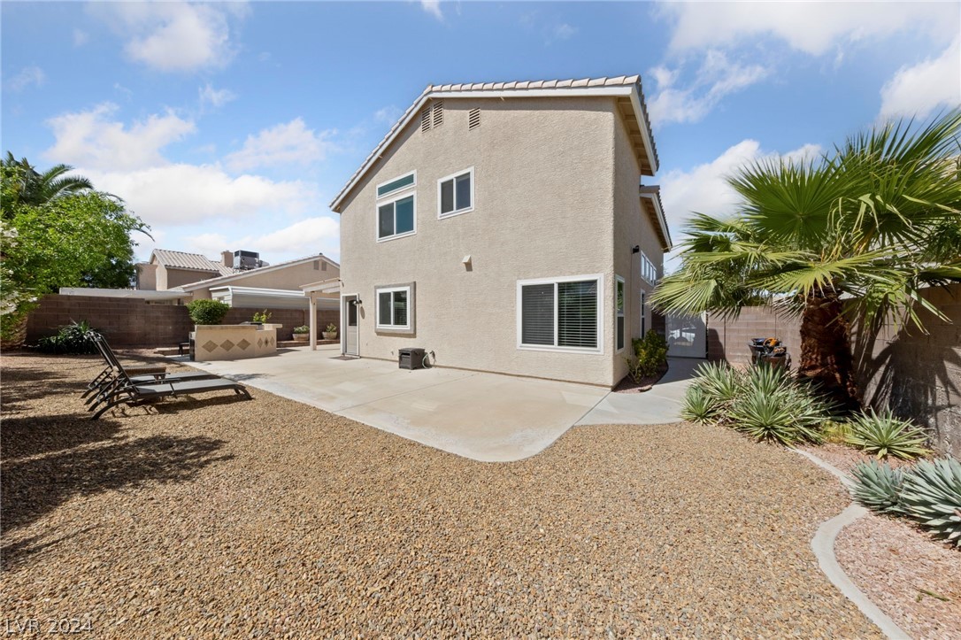 1896 Longmeadow Street