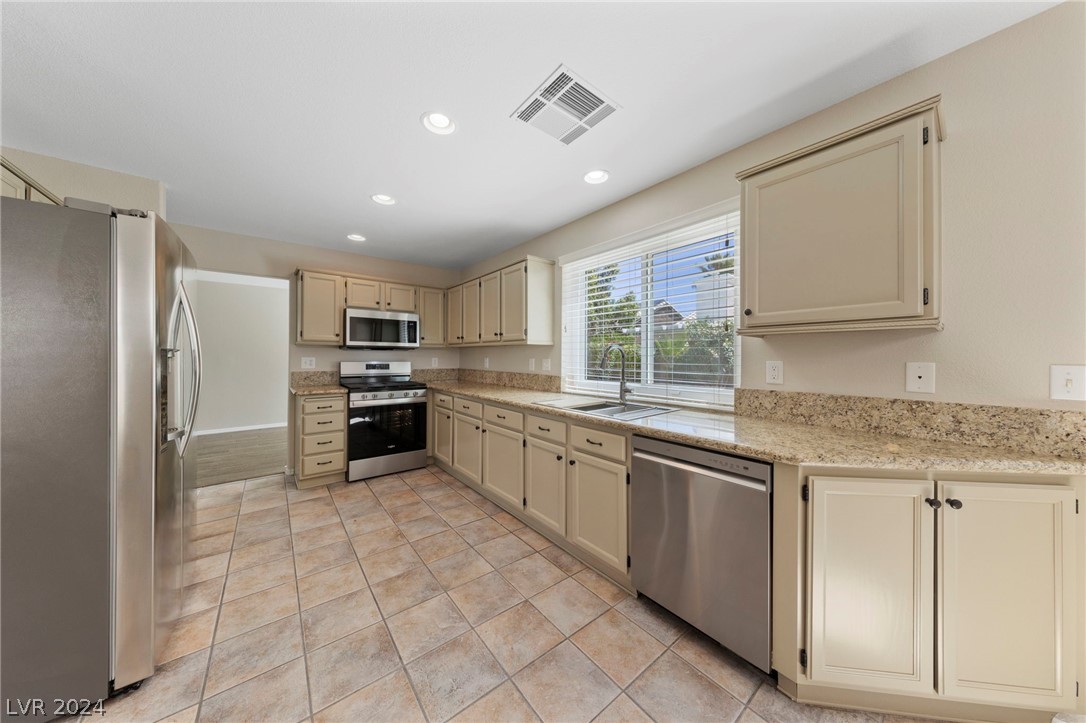 1896 Longmeadow Street