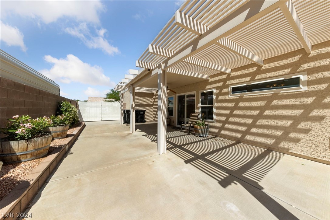 1896 Longmeadow Street