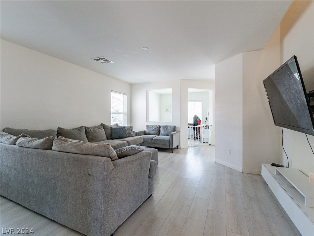 4756 Pearl Bay Court