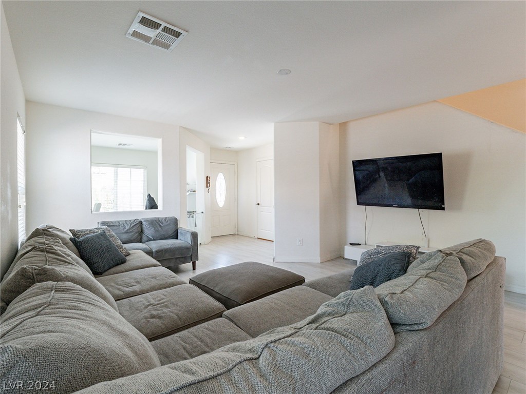 4756 Pearl Bay Court