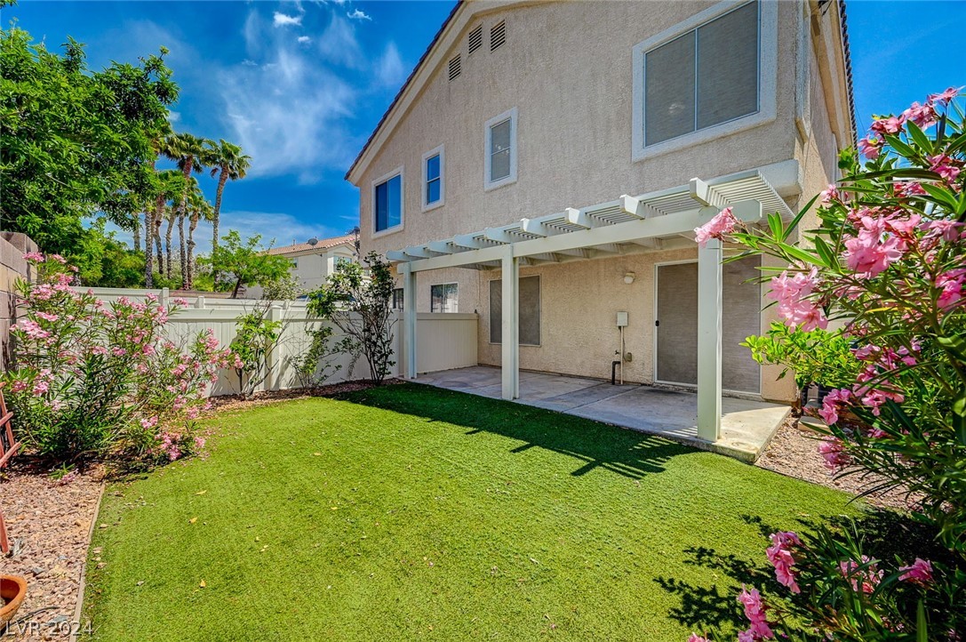 2592 Alias Smith Drive