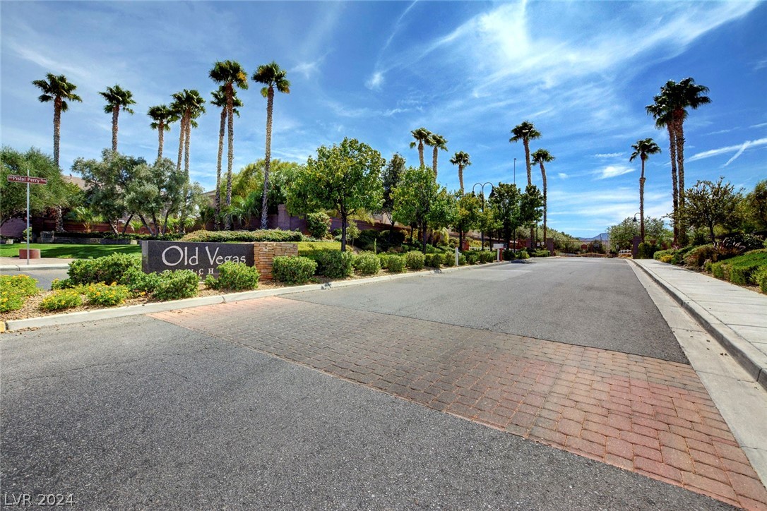 2592 Alias Smith Drive