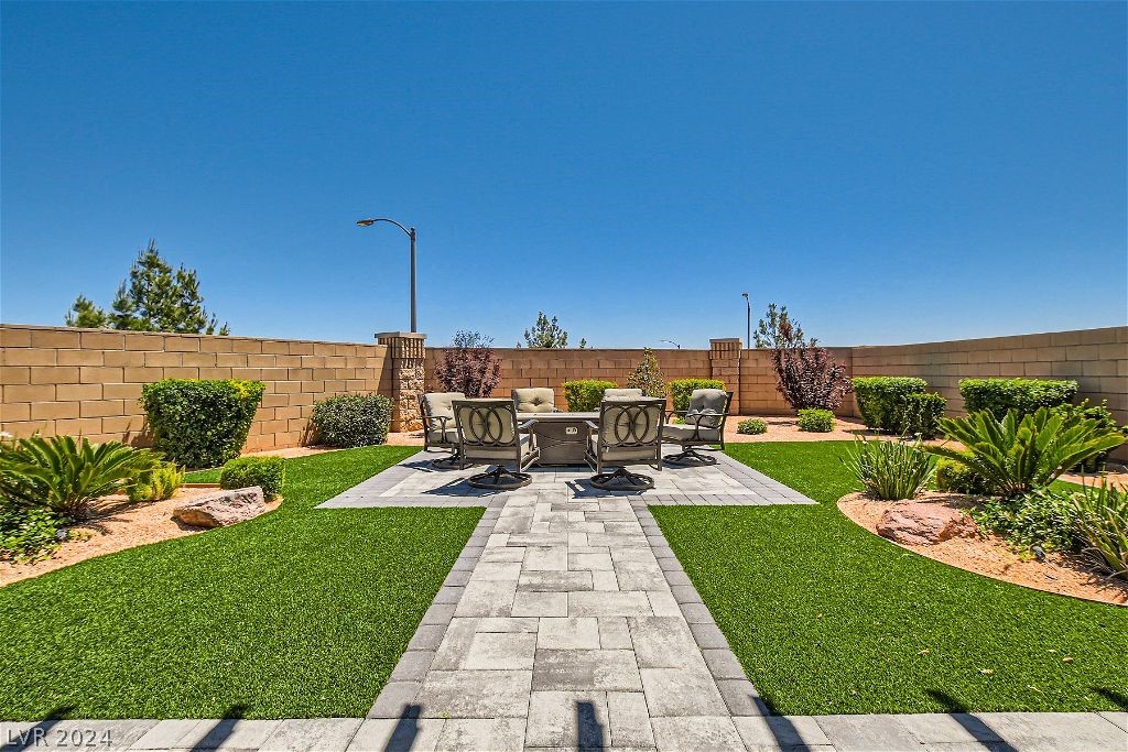 8920 Skye Canyon Ranch Street
