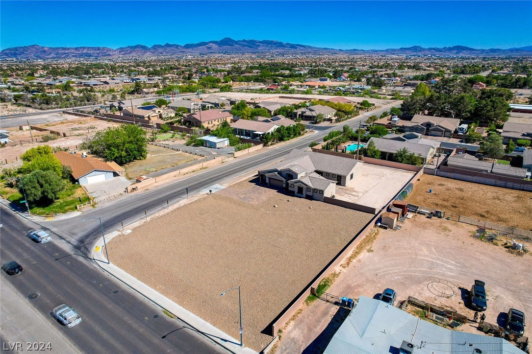 8141 Rancho Destino Road