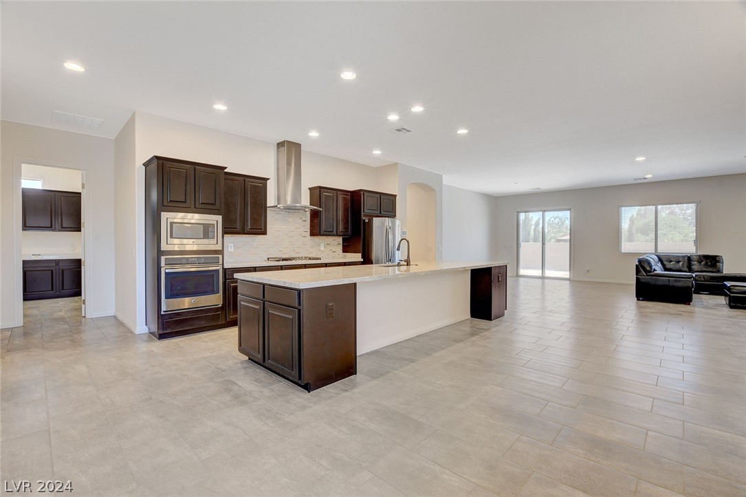 8141 Rancho Destino Road