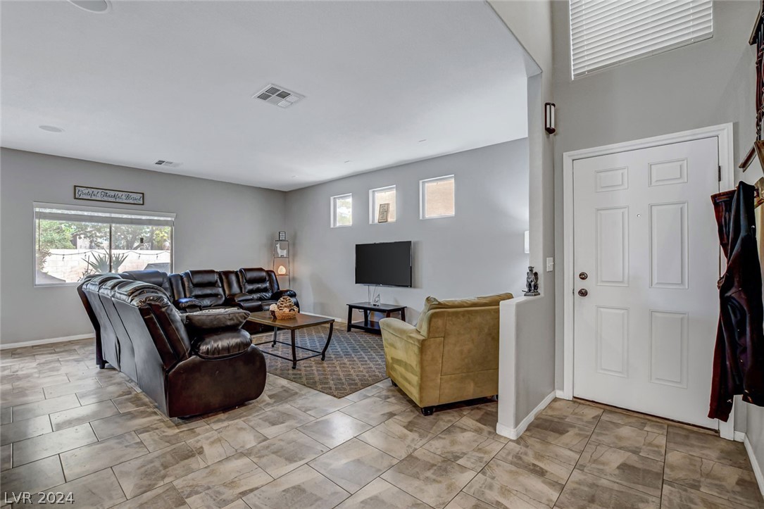 5928 Victory Point Street