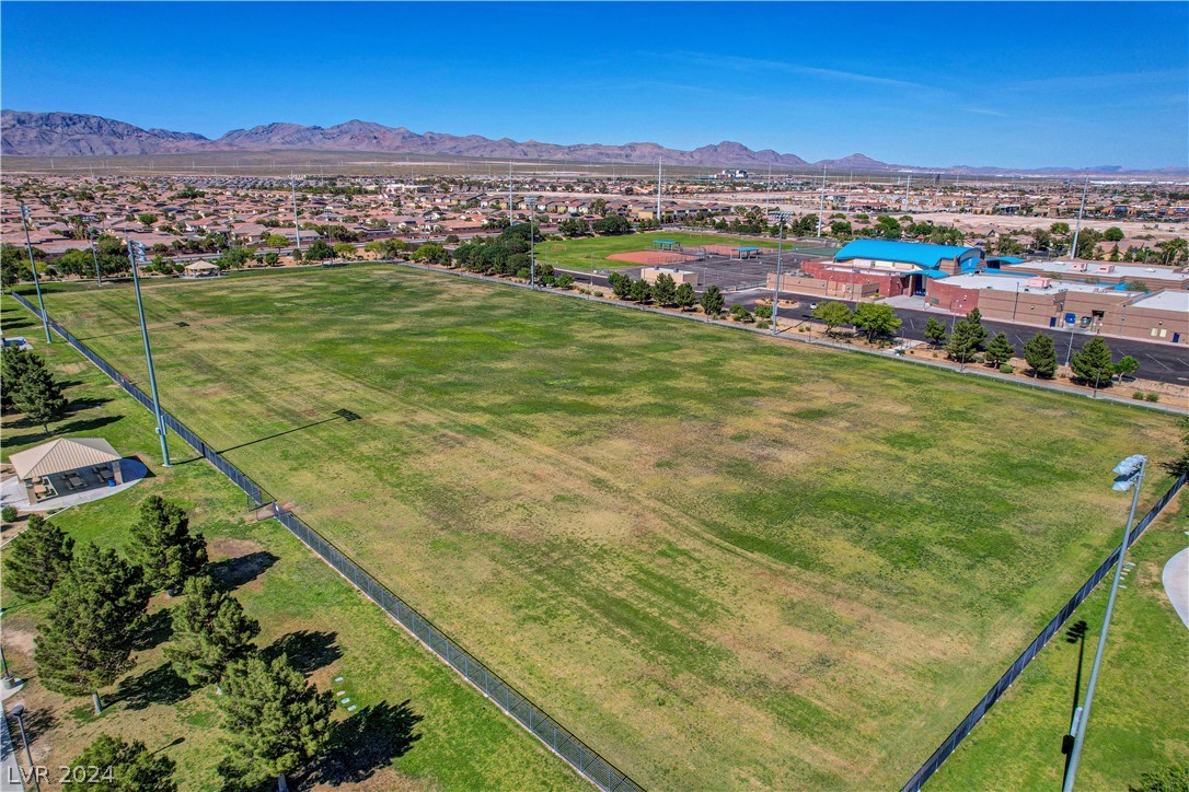 5928 Victory Point Street