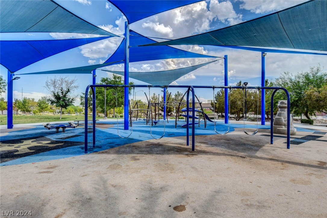 5928 Victory Point Street