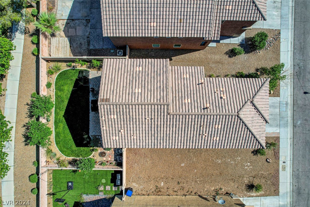 5928 Victory Point Street