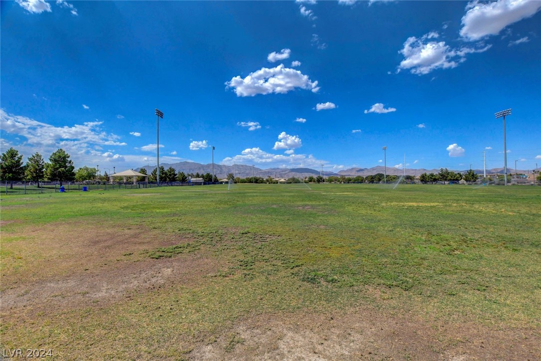 5928 Victory Point Street