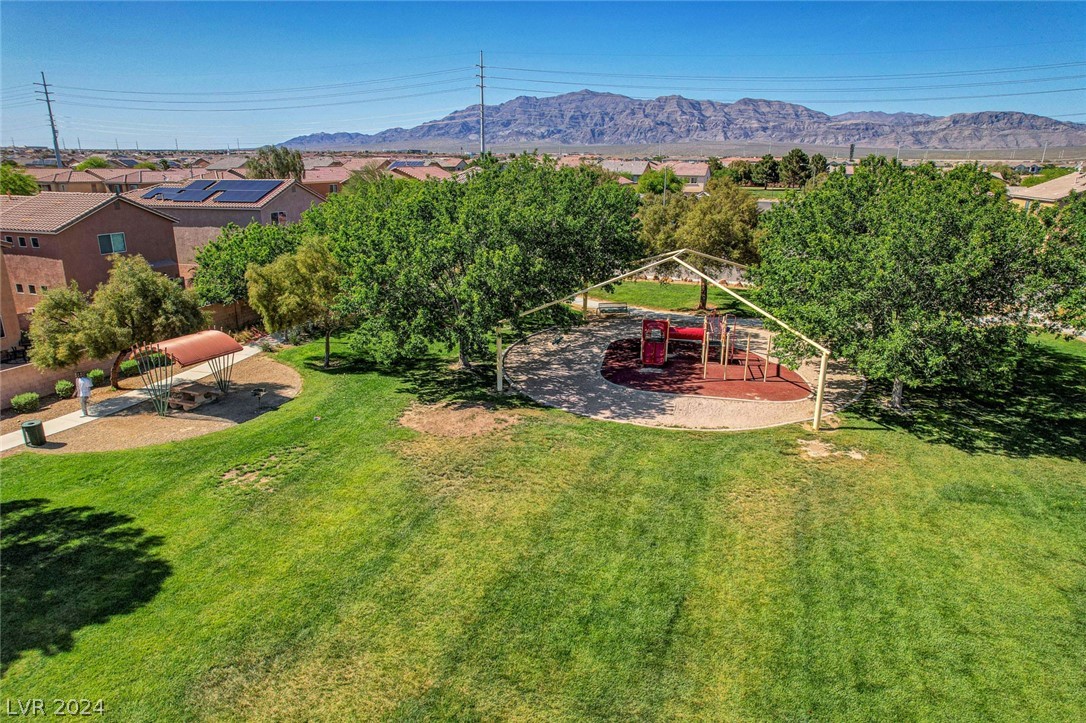 5928 Victory Point Street