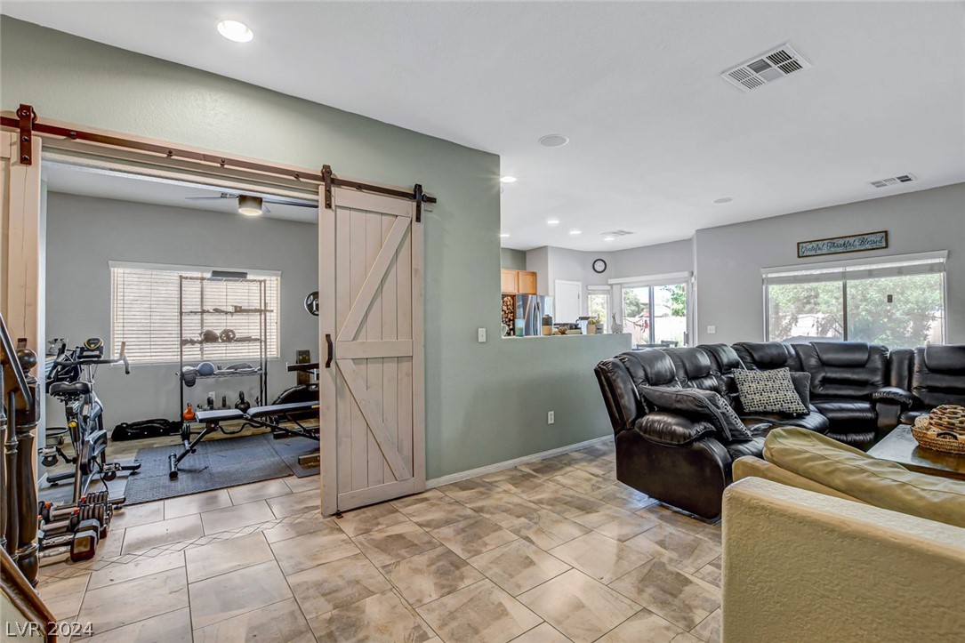 5928 Victory Point Street