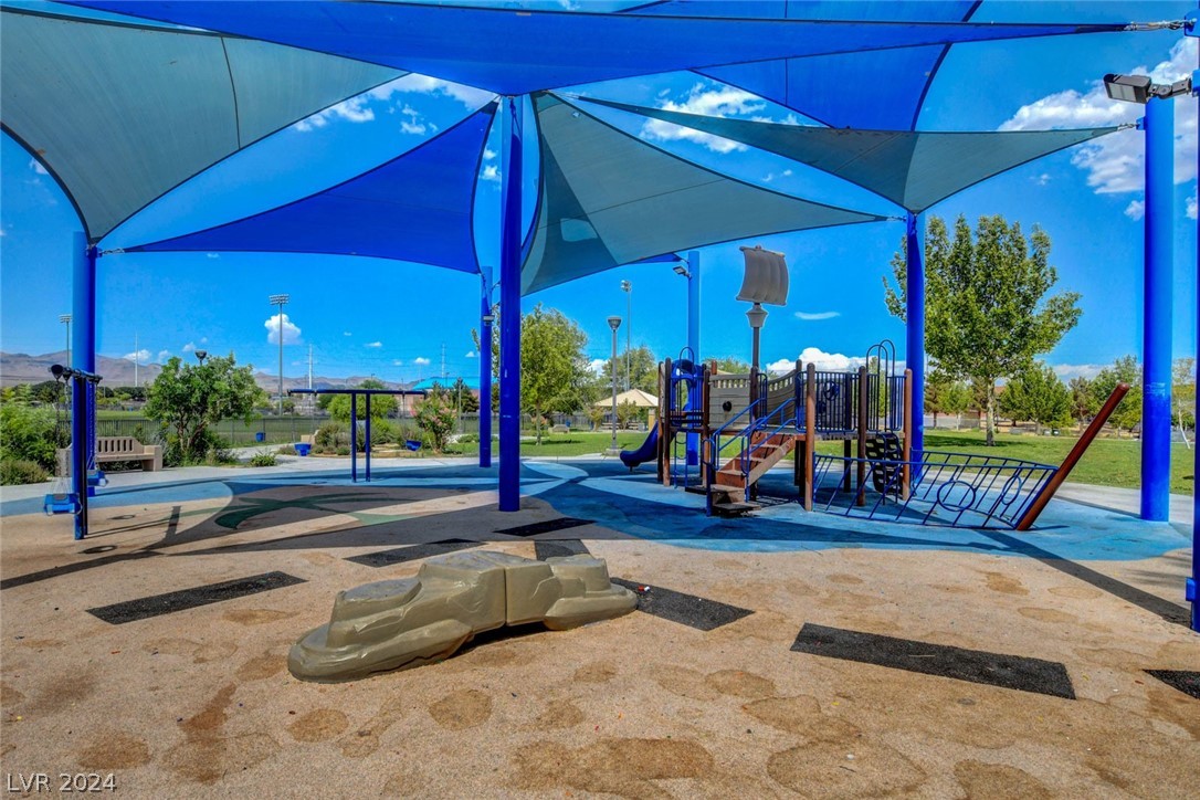 5928 Victory Point Street