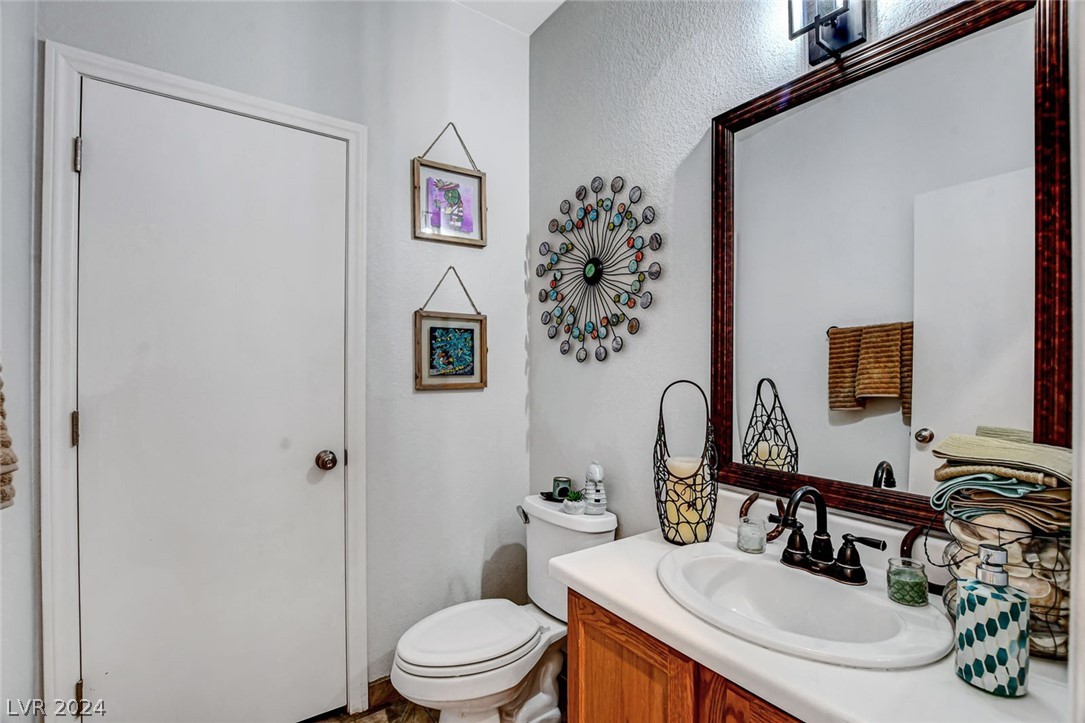 5928 Victory Point Street