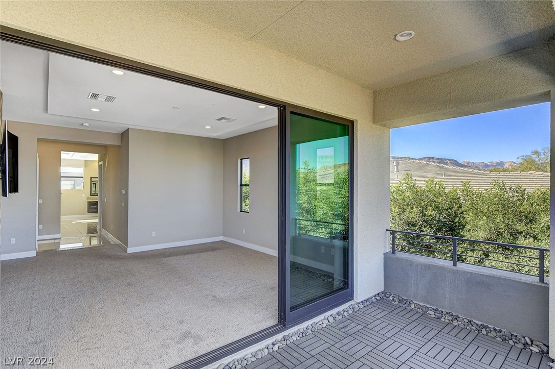 11460 Ruby Falls Way