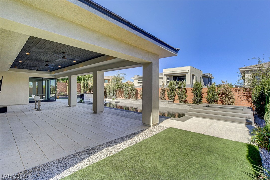 11460 Ruby Falls Way