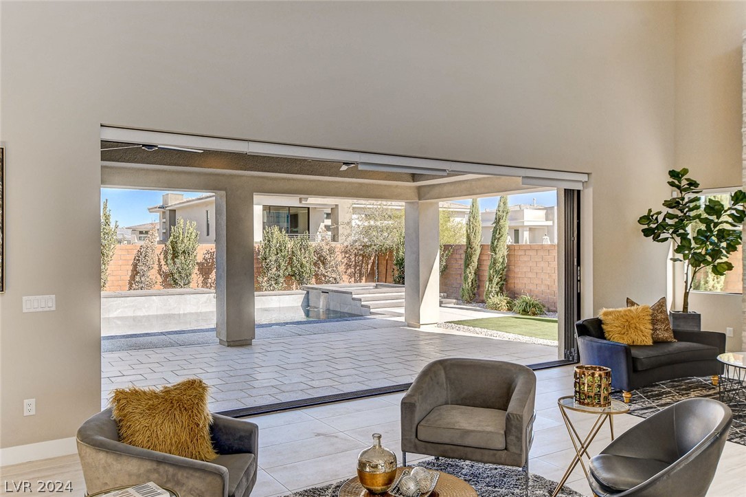 11460 Ruby Falls Way