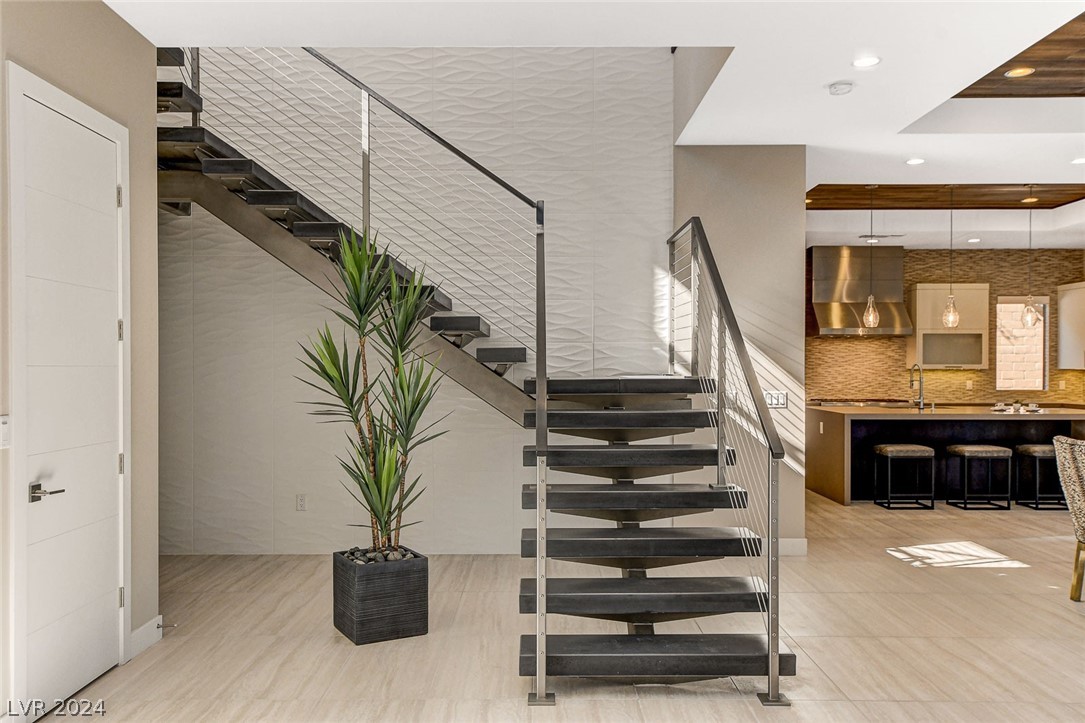 11460 Ruby Falls Way