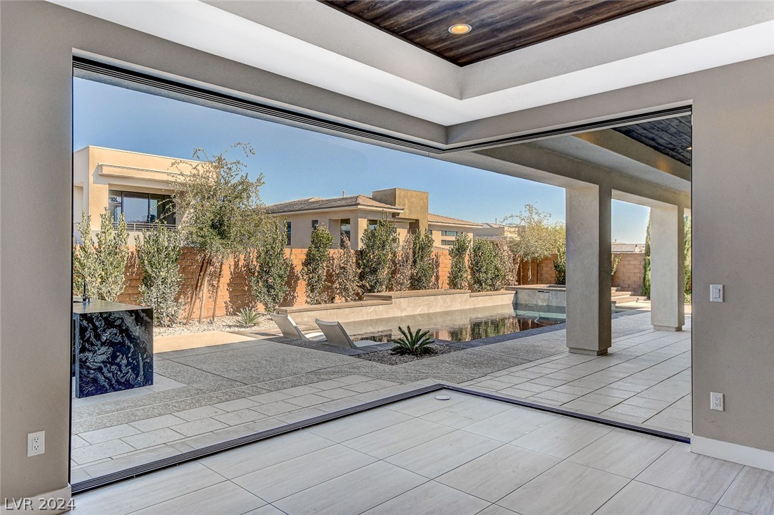 11460 Ruby Falls Way