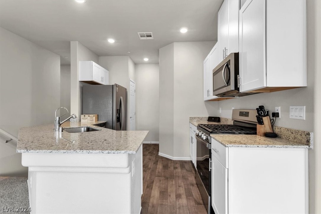 4720 Moonbow Avenue 101