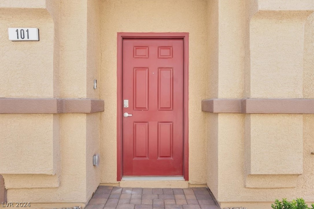 4720 Moonbow Avenue 101