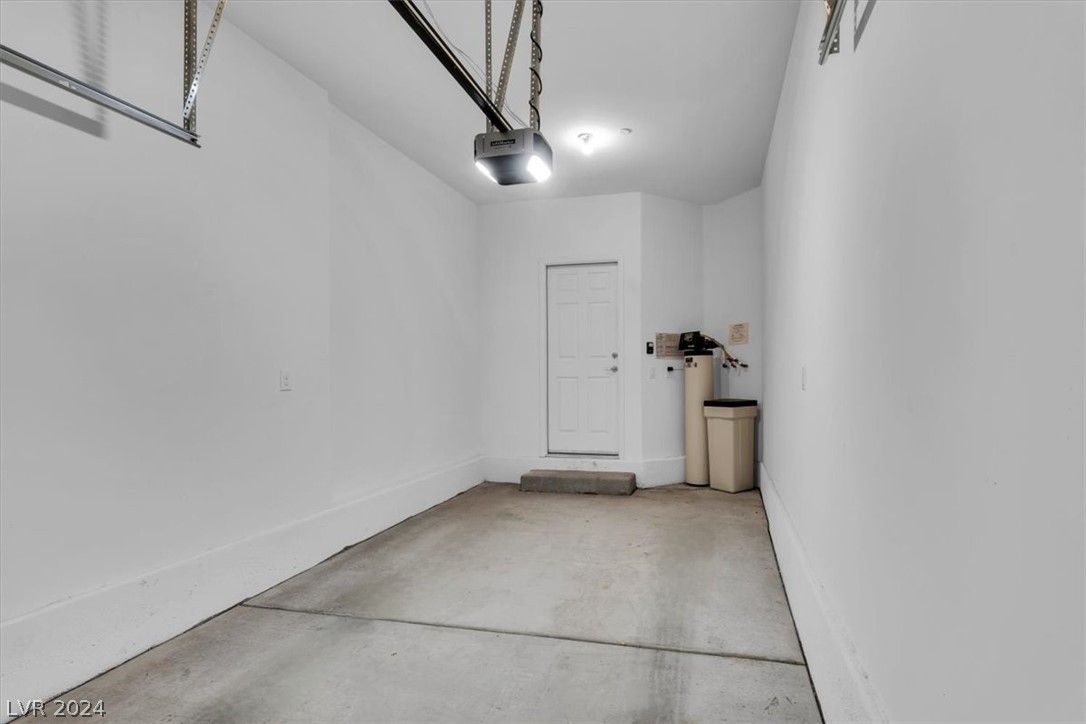 4720 Moonbow Avenue 101