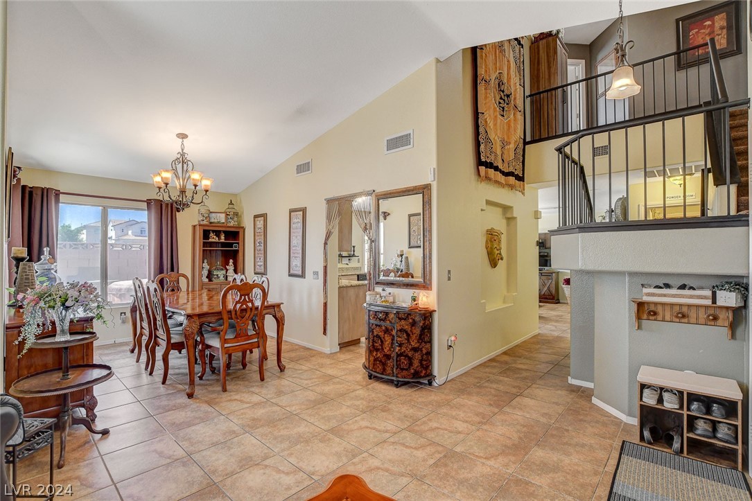 35 Winley Chase Avenue