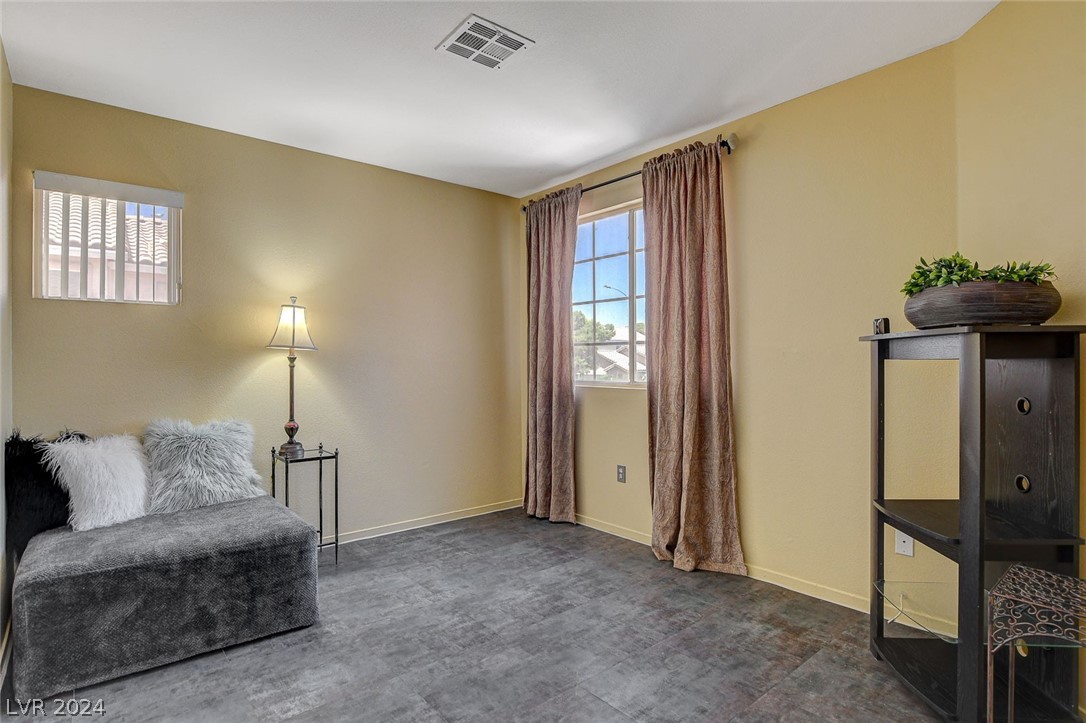 35 Winley Chase Avenue