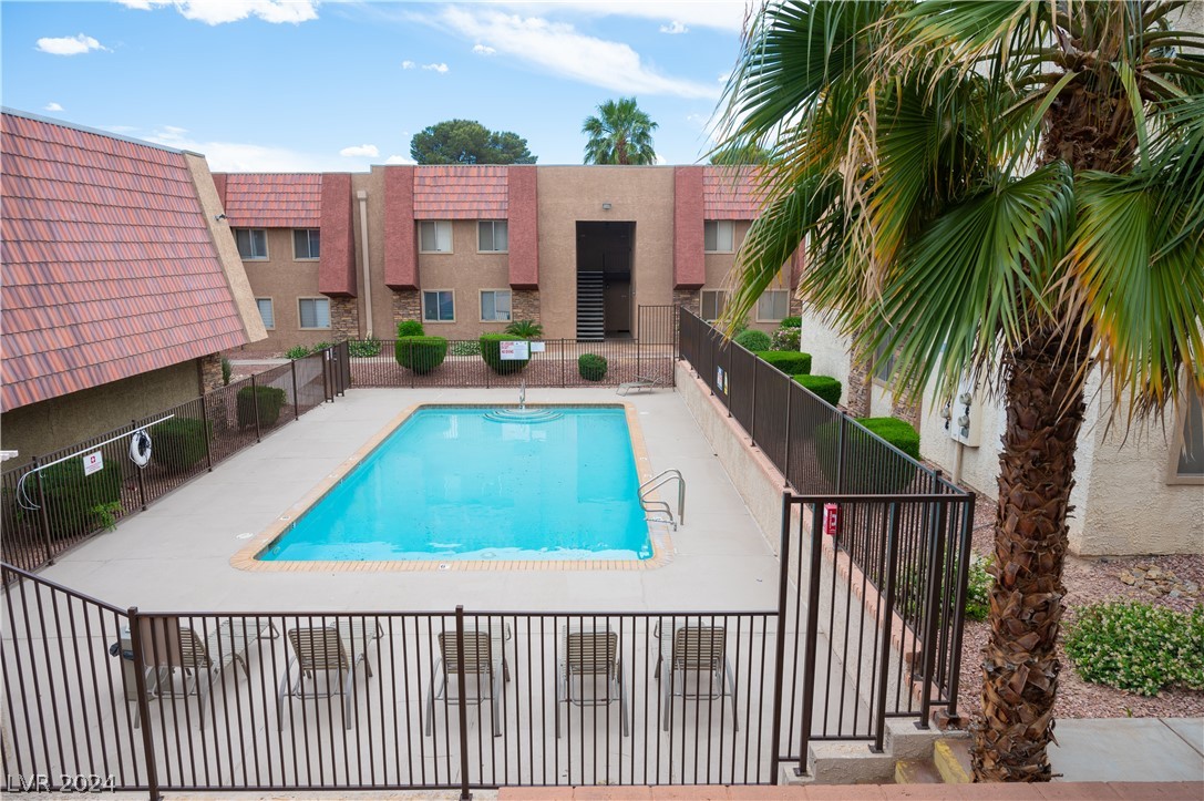 4381 Alexis Drive 330