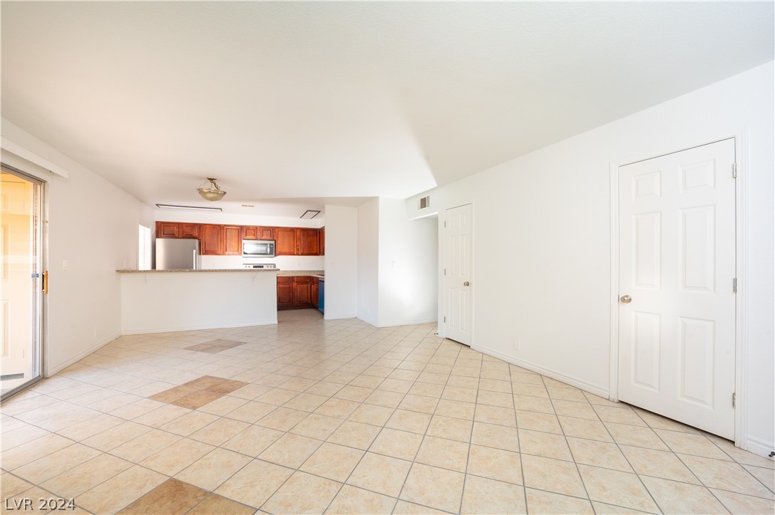 4381 Alexis Drive 330