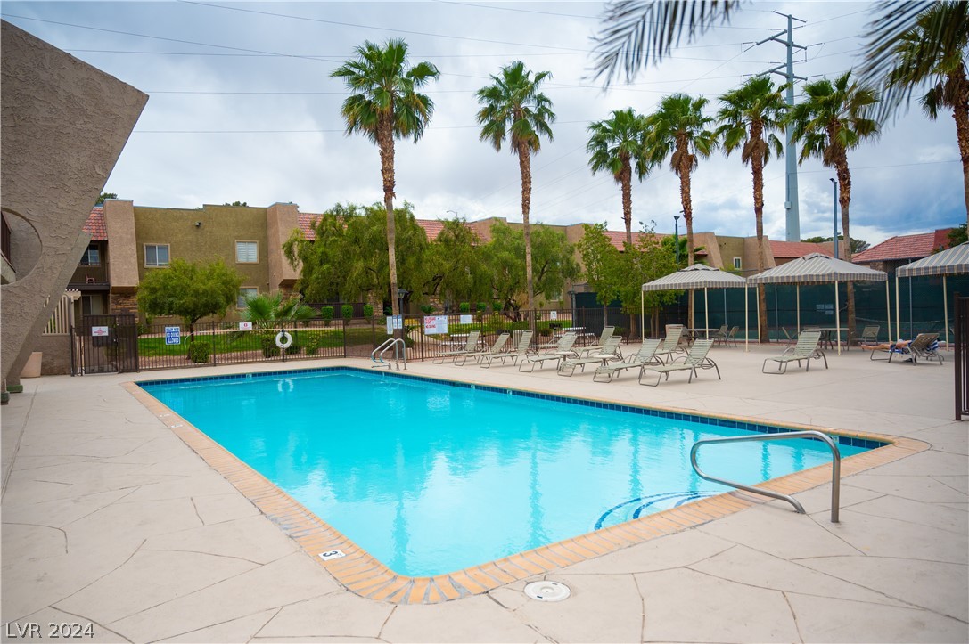 4381 Alexis Drive 330