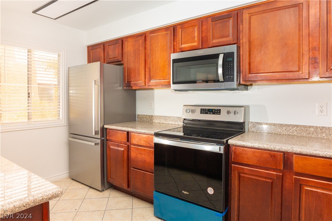 4381 Alexis Drive 330