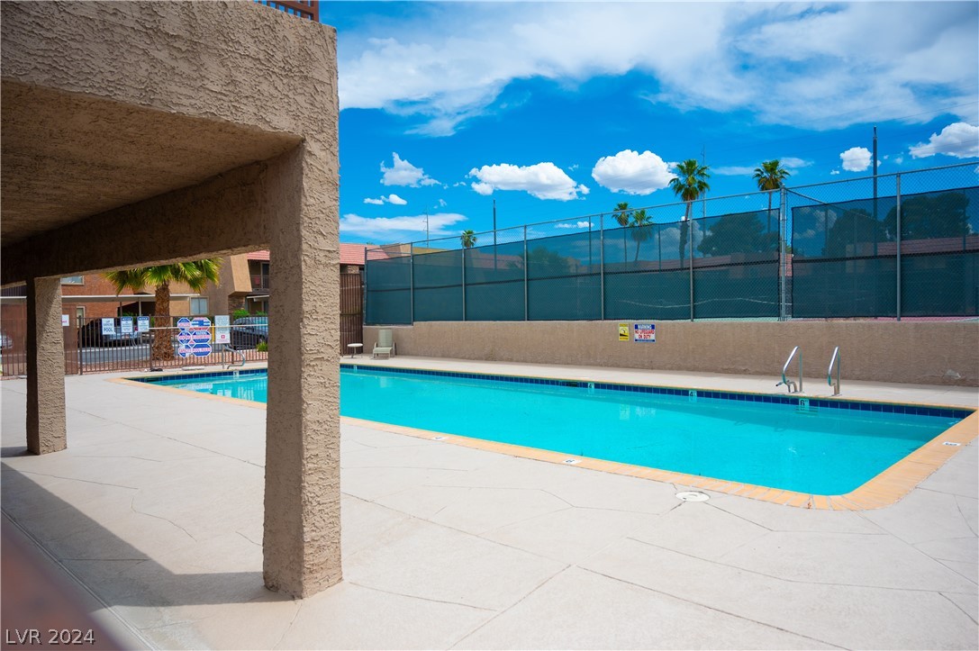 4381 Alexis Drive 330