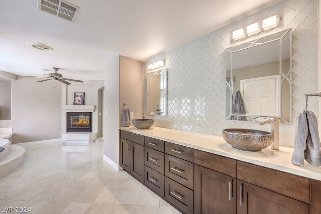 4453 Melrose Abbey Place