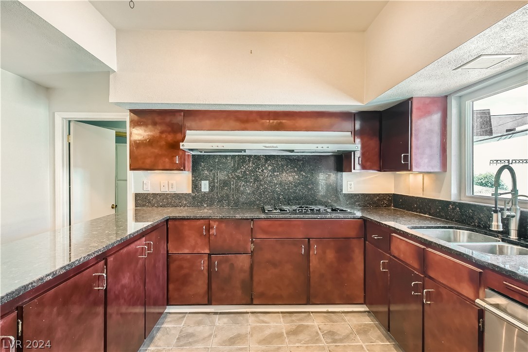 1900 South 15th Street