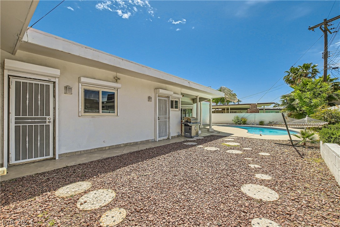 1900 South 15th Street