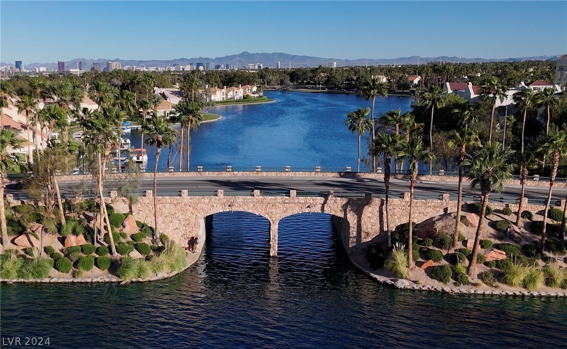 2528 Ocean Front Drive