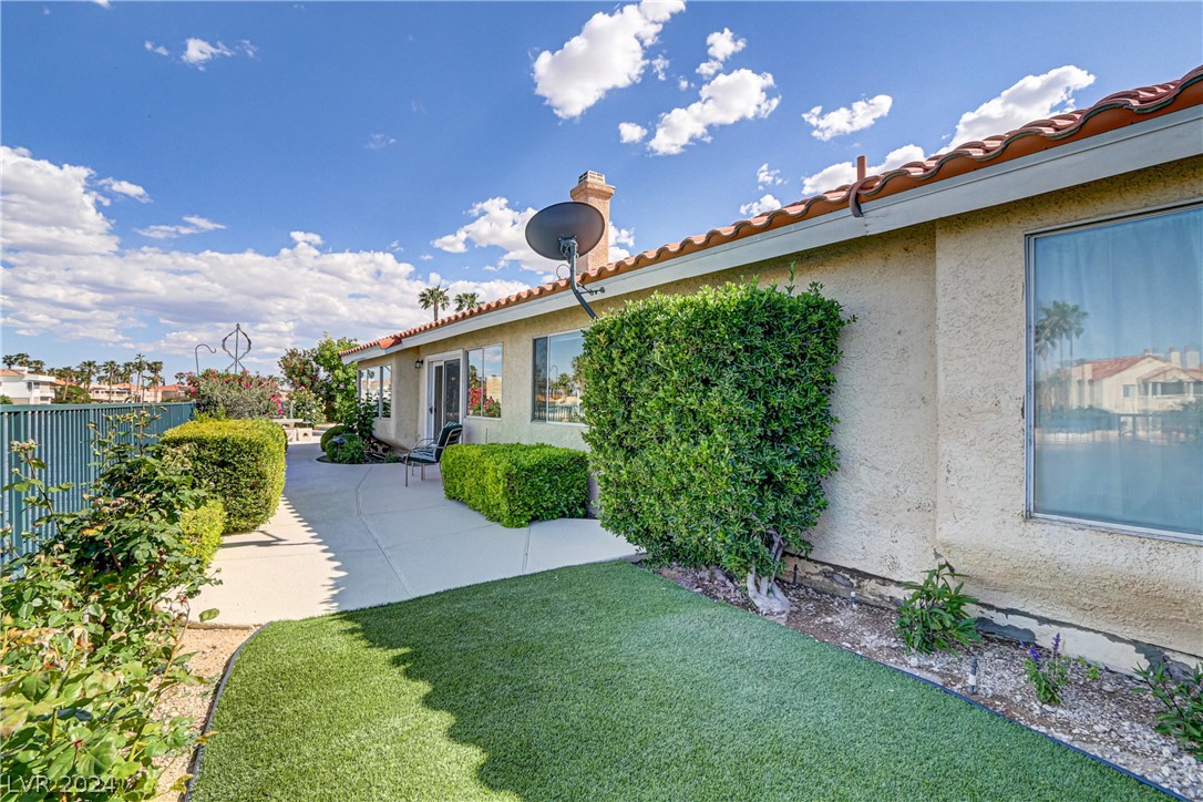 2528 Ocean Front Drive