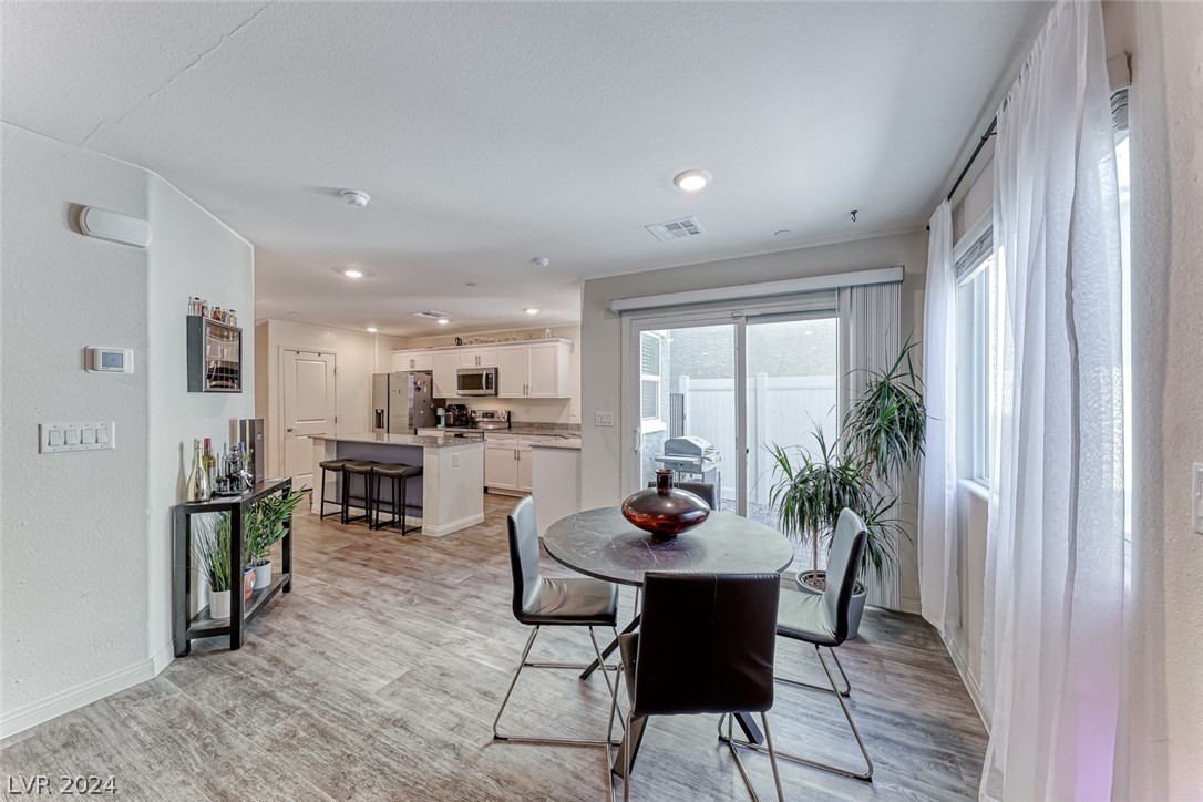 2675 Mango Light Avenue 2675
