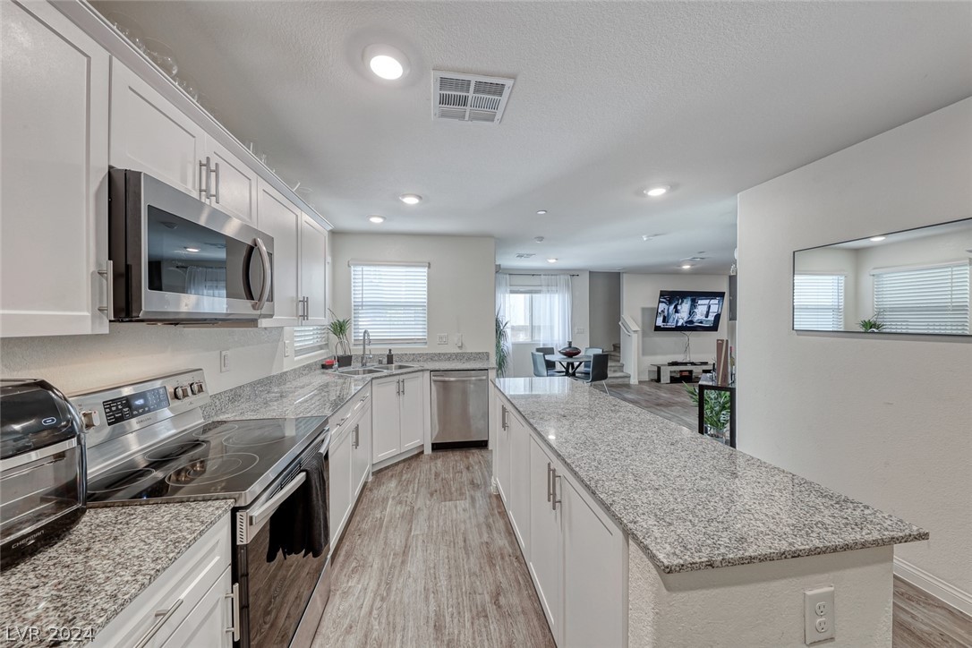2675 Mango Light Avenue 2675