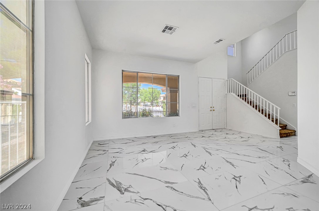 6012 Star Decker Road