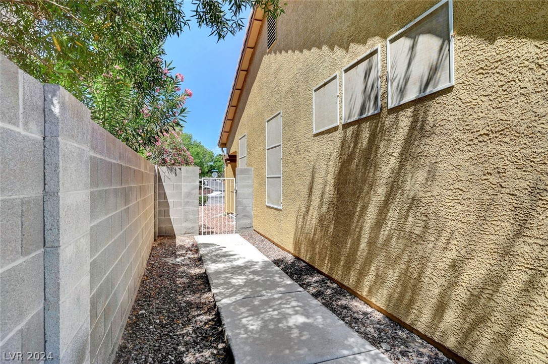 6012 Star Decker Road