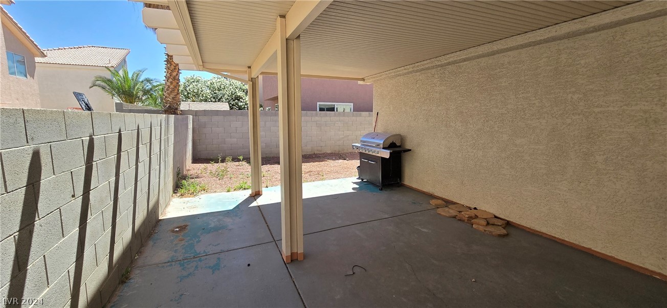 5616 Royal Castle Lane