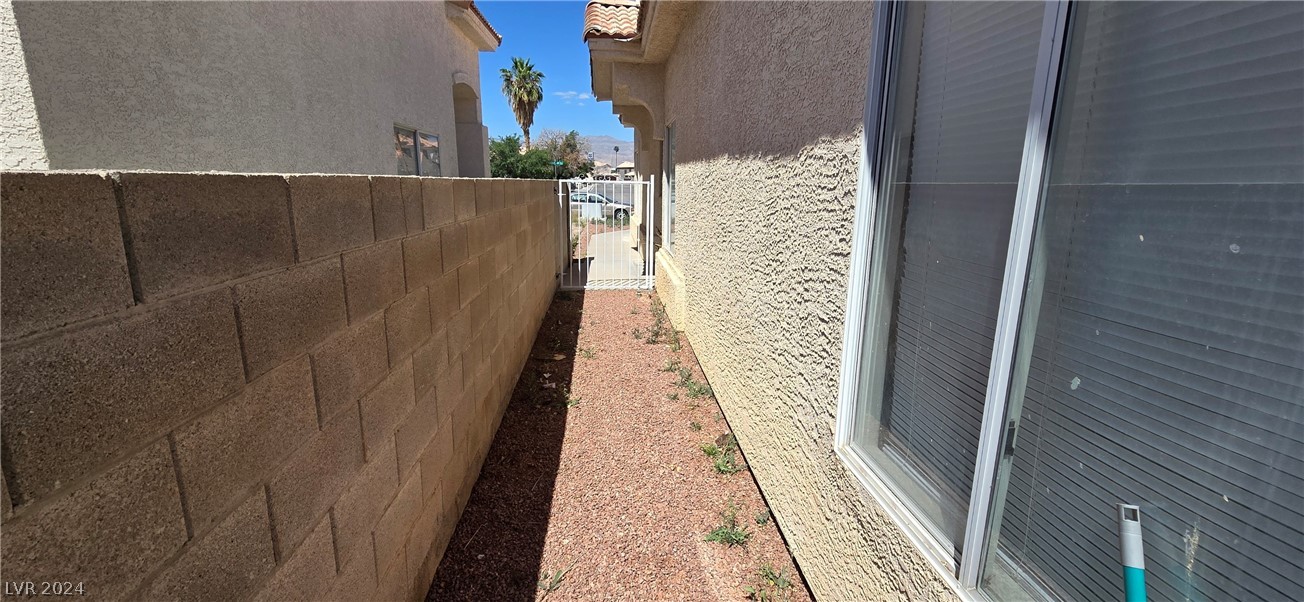 5616 Royal Castle Lane
