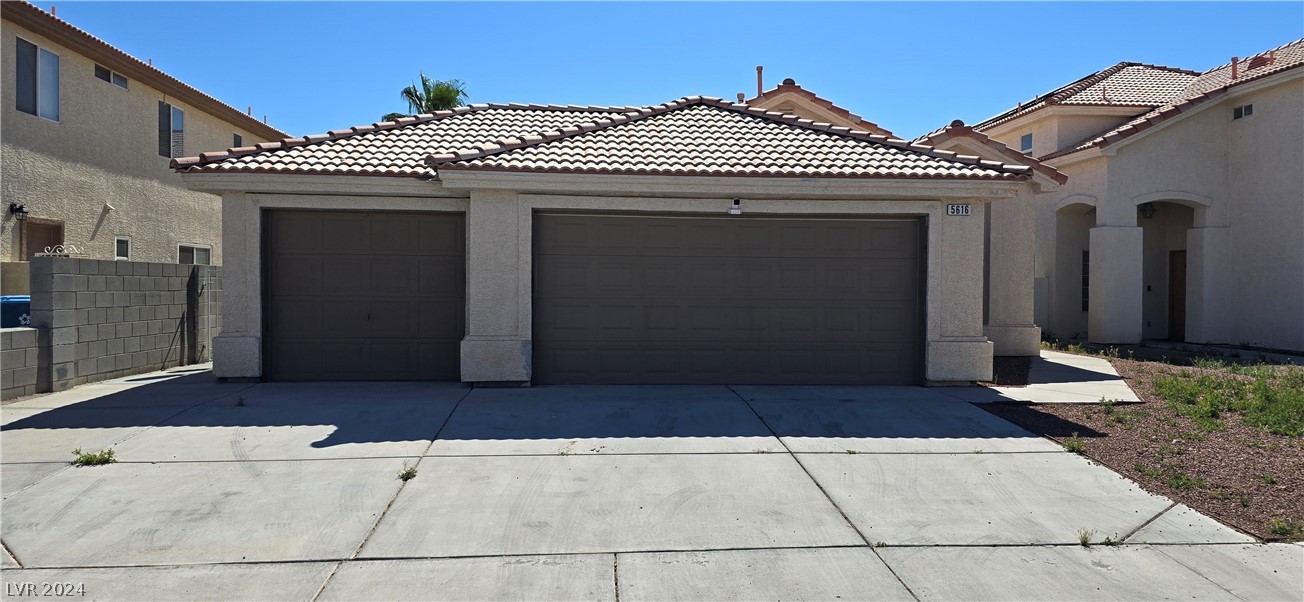 5616 Royal Castle Lane
